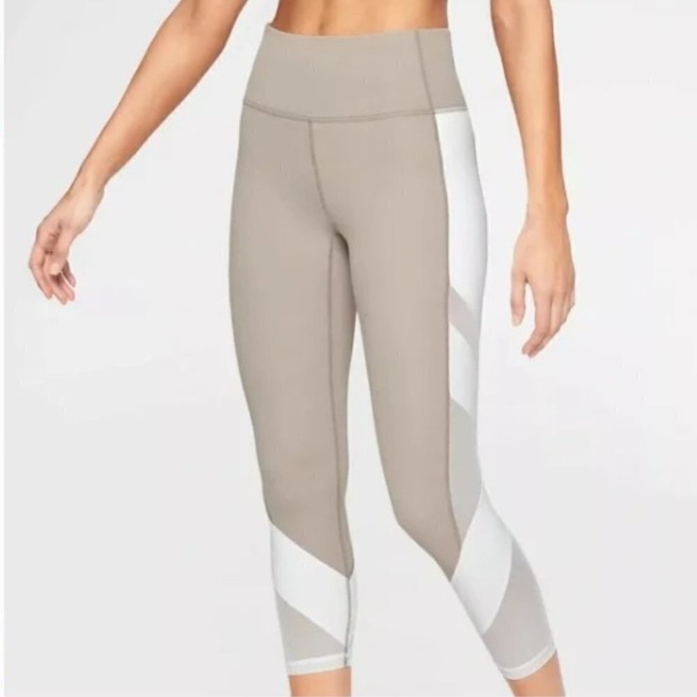 Athleta Exhale Mesh Capri Leggings Women's M Quail Beige White Colorblock